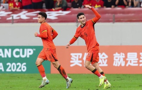 U22国足艰难破荒！拜合拉木半场压哨破门，3年前14-0