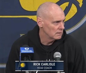 九游体育官网-战胜雷霆！卡莱尔：这一年充满挑战，但依然有很多乐趣